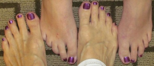 Matching toenails